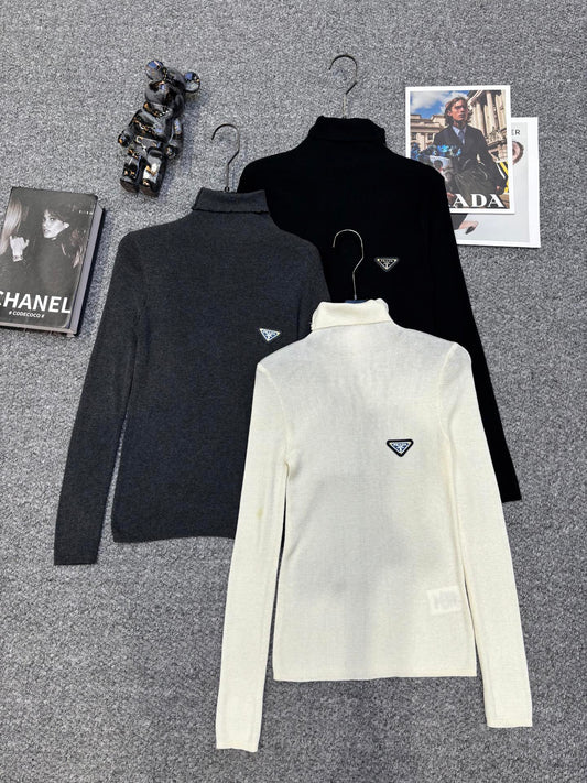 Women's Prada turtleneck