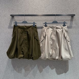 Lowe Mid Skirt W/Tulip Shape Cut
