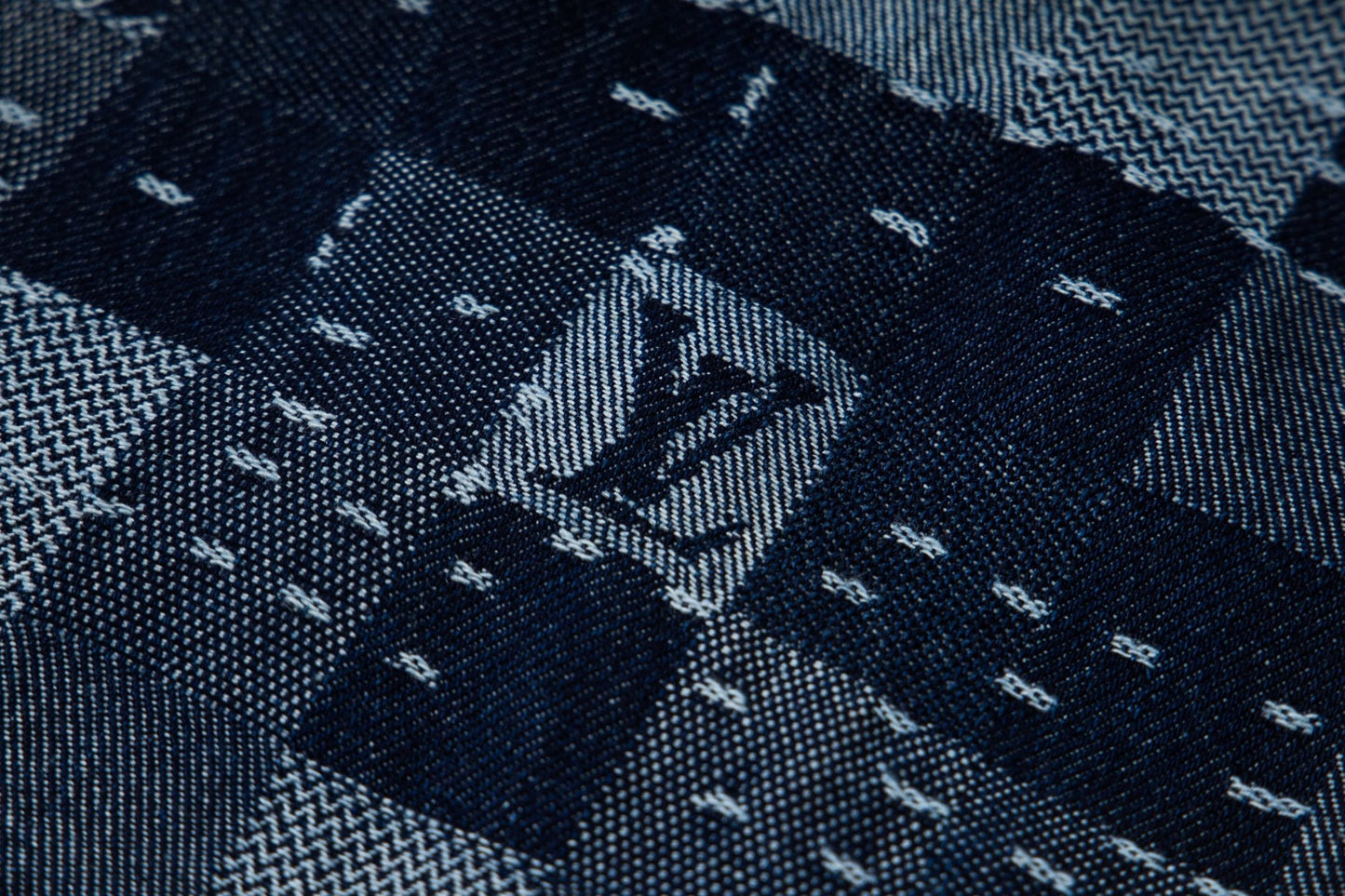 LV Skateboard Damier Jeans