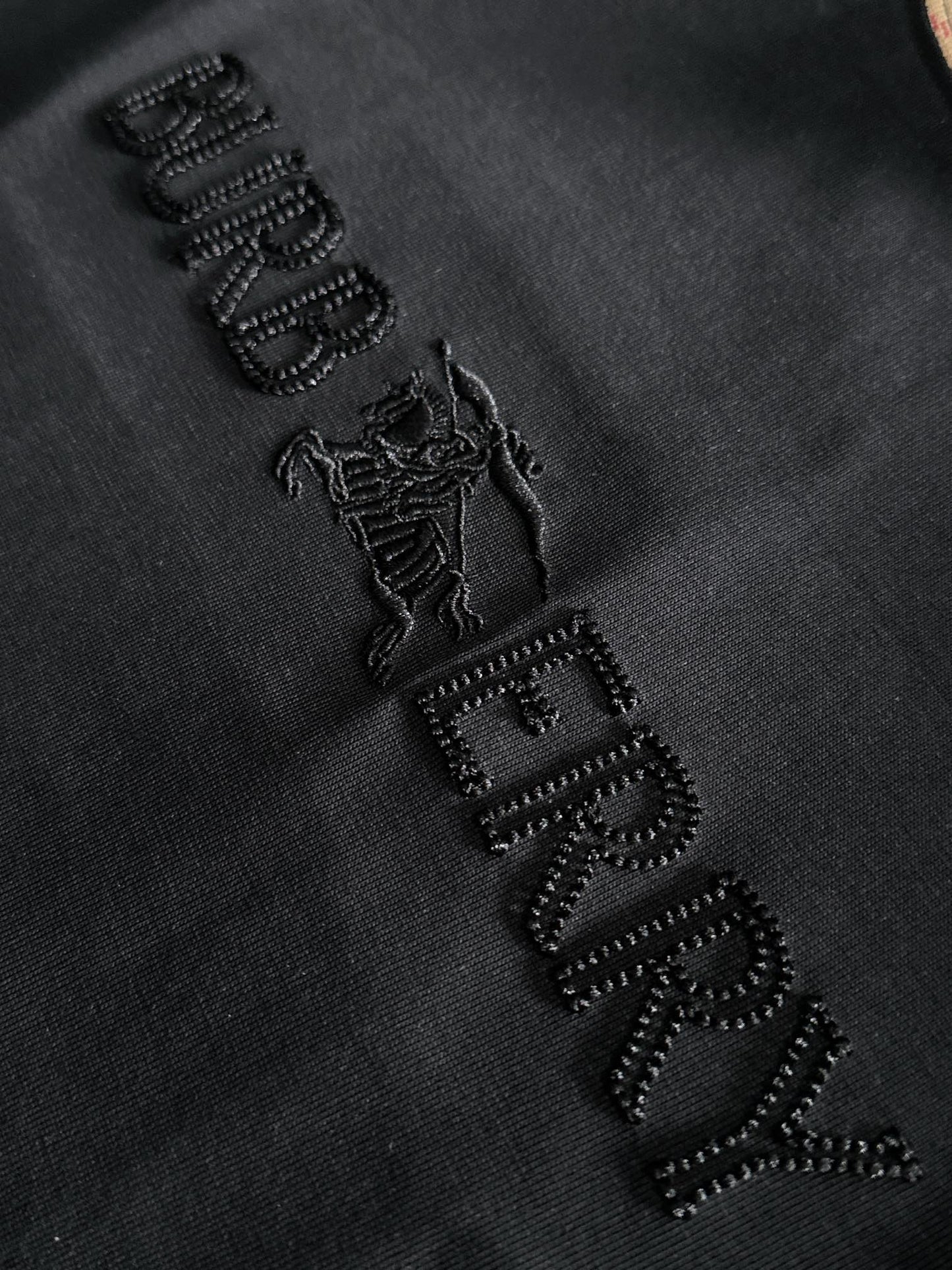 Burberry Embriodered T shirt Unisex