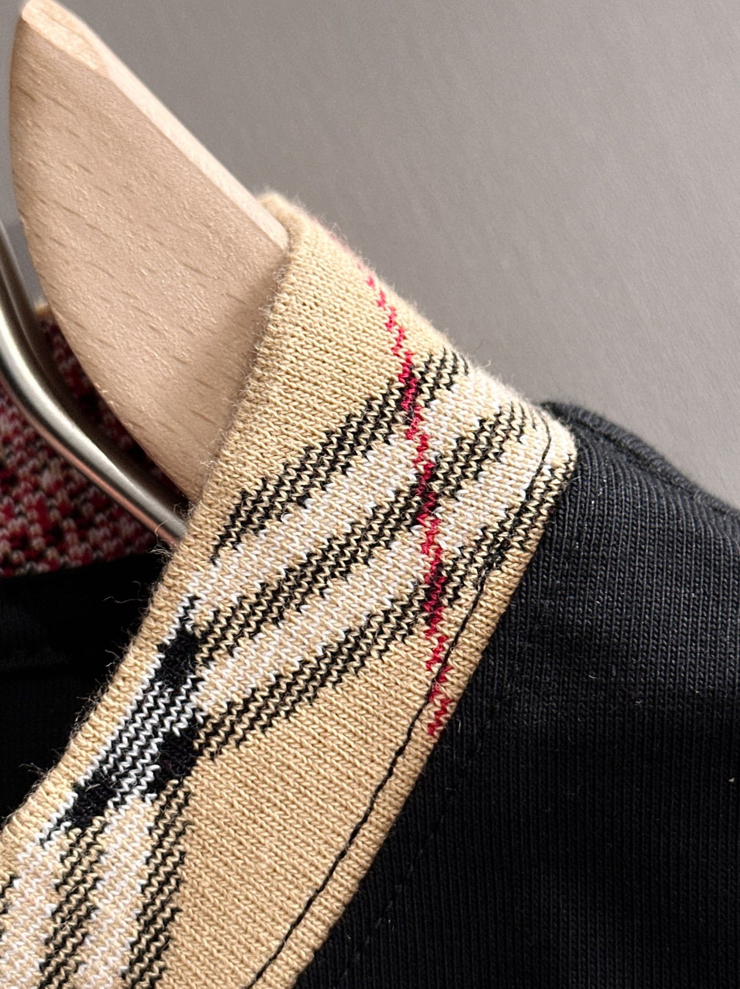 Burberry Embriodered T shirt Unisex