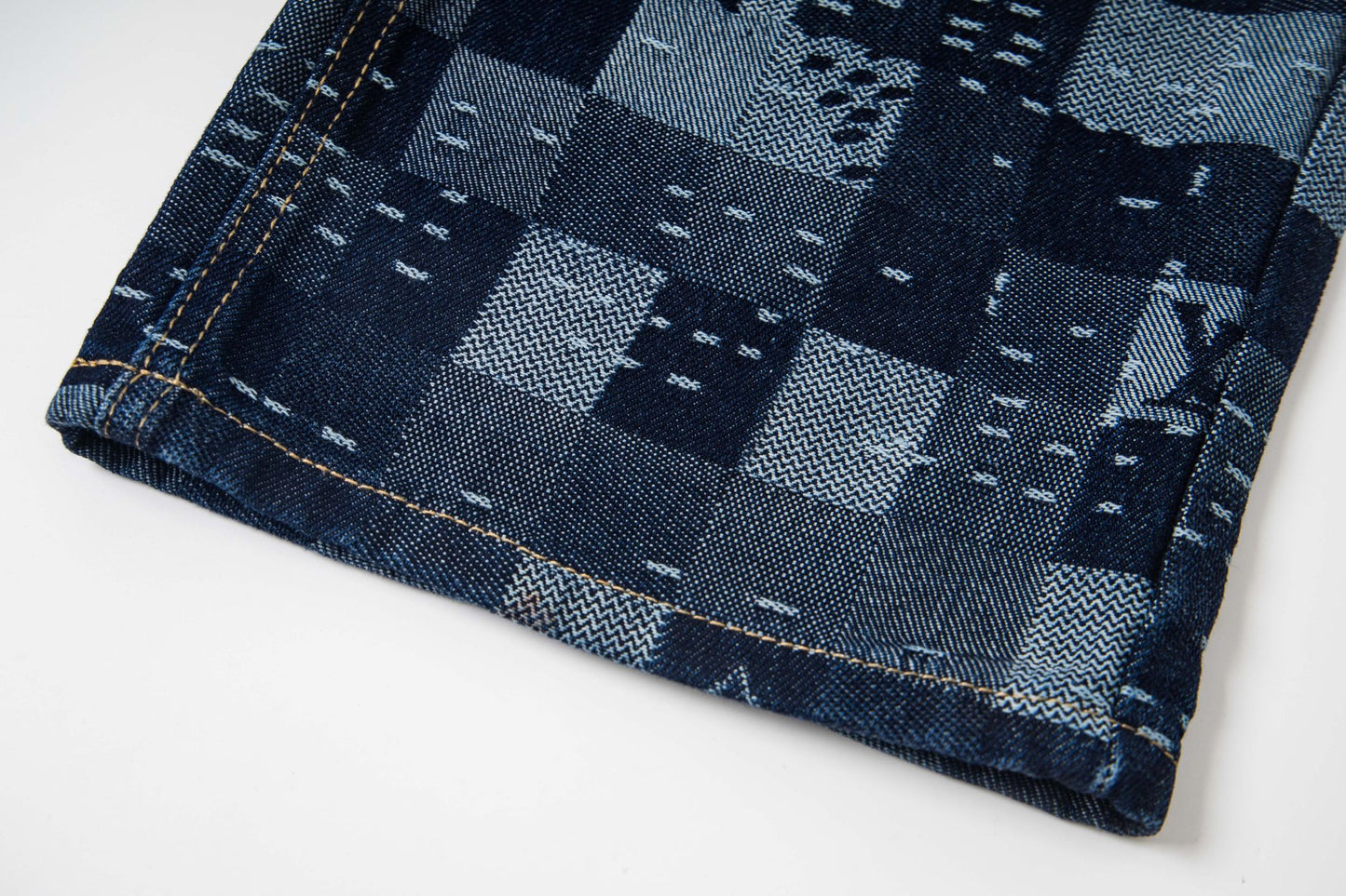 LV Skateboard Damier Jeans